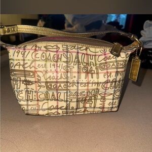 Coach purse! With tags and keychain!
